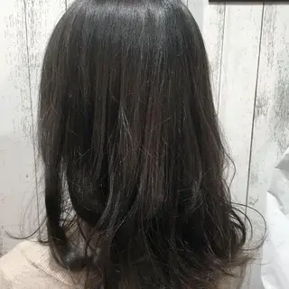 セミロング カラー パーマ embrace エンブレイスのヘアスタイル