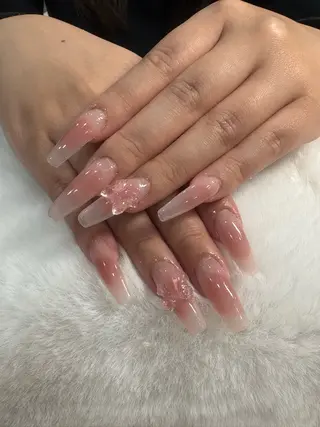 ネイル Kuromi Yurika🎀のネイルデザイン