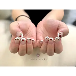 ネイル アトリエ　ミモザ所属・いまむら あかりのネイルデザイン