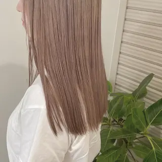 ロング カラー RAIMA ハイトーン/レイヤーのヘアスタイル