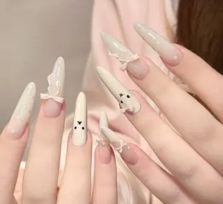 ネイル Tini ANA.CHUOのネイルデザイン