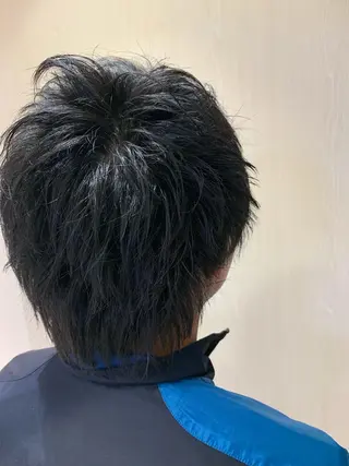 ショート メンズ 店長ハイトーンカラー 柞山史奈のヘアスタイル