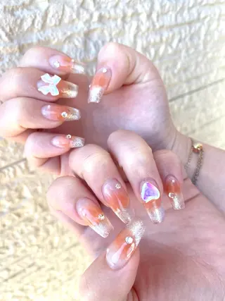 ネイル ネイルサロン& スクールGONAのネイルデザイン