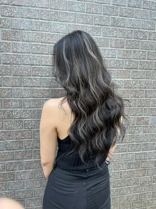 ロング カラー youres hair 髪質改善トリートメント&ヘッドスパ  新宿三丁目店【ユアーズヘア】所属・🦋透明感カラー 👑NODOKA🦋のヘアスタイル