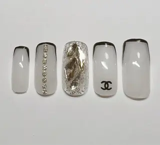 ネイル CHARME 🤎〔RINA〕のネイルデザイン