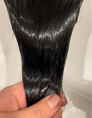 ミディアム dot .tokyo所属・中村 彩夏のヘアスタイル