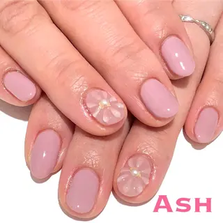 ネイル 🩵NORIKO 上品ネイルが得意🩵のネイルデザイン