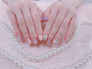 ネイル はぴねす所属・横浜 美夢のネイルデザイン