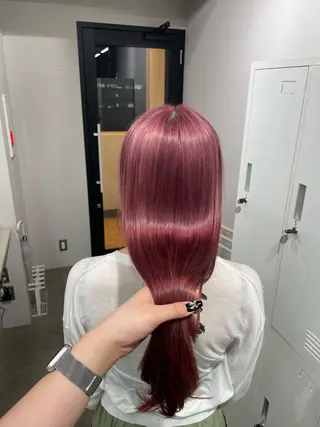 ロング カラー REINA ISHIDOのヘアスタイル