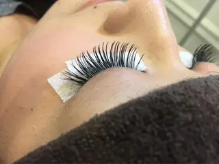 マツエク・マツパ eyelash aimy 小牧店所属・宇井 理絵の眉毛・アイブロウイメージ