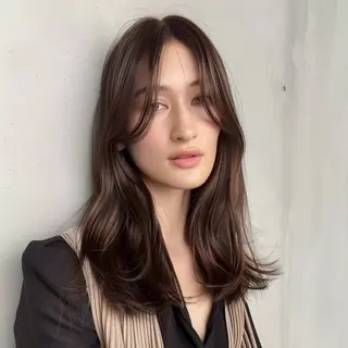 セミロング 髪質改善特化／透明感 カラー／ＡＫＡＮＥ♡のヘアスタイル
