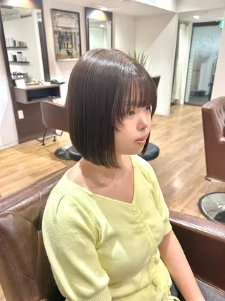 ミディアム YUZA grow hair 【ユーザ グロウ ヘア】所属・縮毛矯正/似合わせ カット/伊藤はるかのヘアスタイル