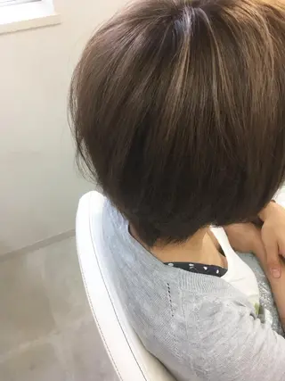 ショート ミディアム カラー 髪質改善 中川　翔のヘアスタイル