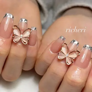 ミディアム ネイル richeri beautyのネイルデザイン