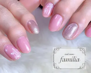 ネイル -nailroom- familiaのネイルデザイン