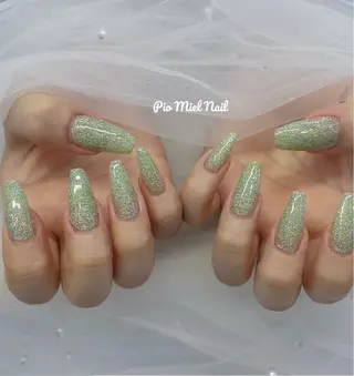 ミディアム Pio Mielのネイルデザイン