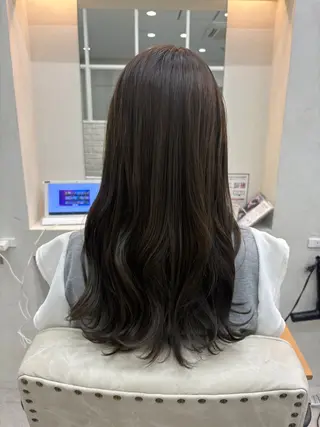 ロング カラー パーマ CODE.LINE 静岡伝馬町所属・浦田侑希 CODE.LINEのヘアスタイル