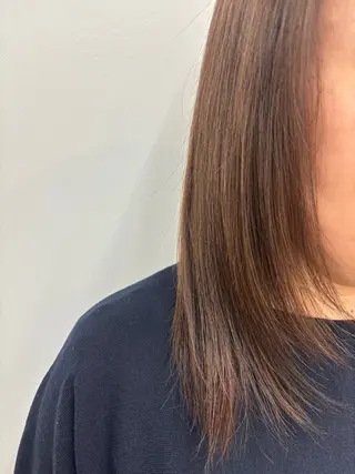 ミディアム カラー サアヤ/ SYS by fitのヘアスタイル