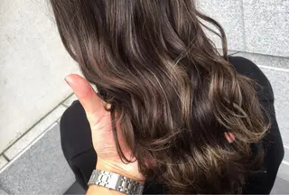 ロング カラー 🌈髪質改善カラーの 🌈坂本侑樹のヘアスタイル