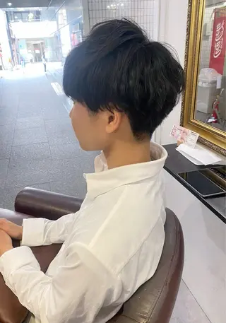 メンズ 友田 千栄のヘアスタイル