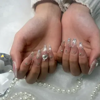 ネイル SHION  のネイルデザイン