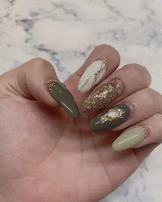 ネイル Prettiest nailのネイルデザイン