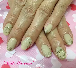 ネイル マグネットネイル💛 Hayakawaのネイルデザイン