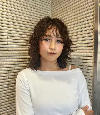 ミディアム カラー パーマ ayano🍒パーマ 暖色カラーのヘアスタイル