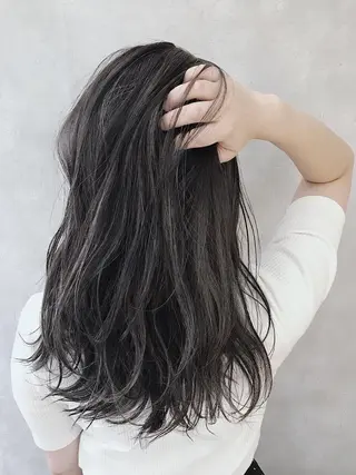 セミロング カラー MOU namba ムウナンバのヘアスタイル