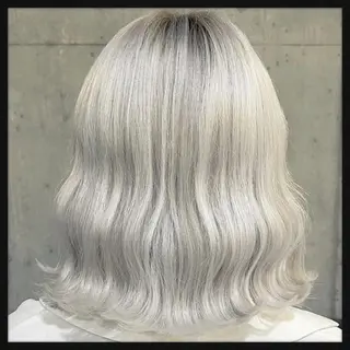 ミディアム カラー パーマ ヘアアレンジ メンズ キッズ ネイル マツエク・マツパ アイブロウ ☃️髪質改善🉐割✨ ❄️“ever”❄️のヘアスタイル