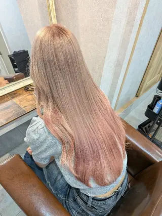 ロング 西川 智葉のヘアスタイル