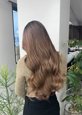 ロング yuna/透明感 カラー/エクステのヘアスタイル