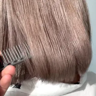 ミディアム Lit所属・Lit.豊橋 夏目のヘアスタイル