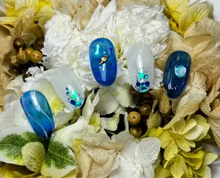 ネイル AngelChris ビューティーサロンのネイルデザイン