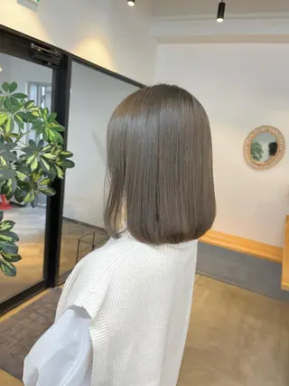 ショート ハイトーンカラ ー/小川のヘアスタイル