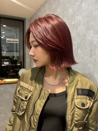 ショート 🌐NATSUMI 🌐【寒色カラー】のヘアスタイル