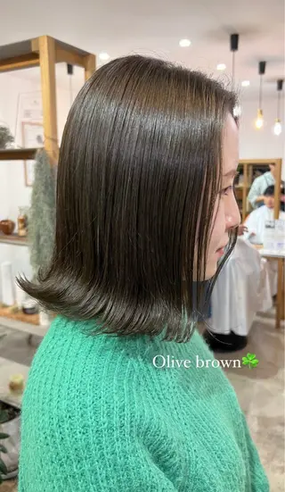 ショート カラー 松本 華林のヘアスタイル