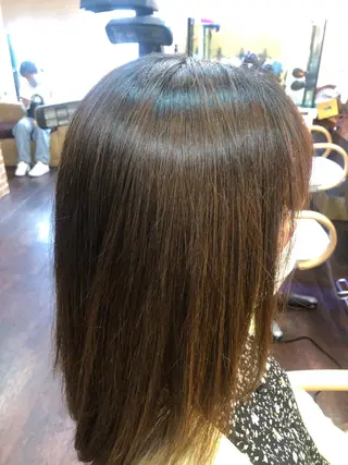 セミロング パーマ 桧山 真のヘアスタイル