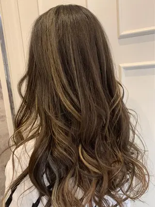 ロング カラー 🫟Blanco🫟 Color&Careのヘアスタイル