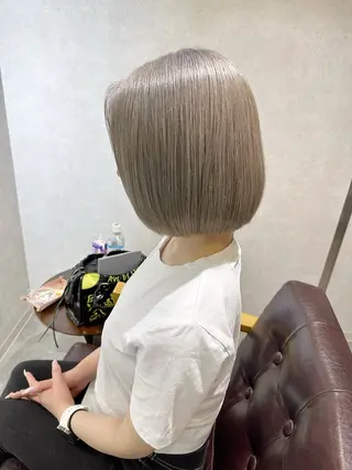 ショート カラー vifkrone所属・心斎橋ダブルカラー ⭐️カラー　タカヤマのヘアスタイル