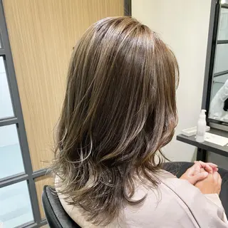 ミディアム カラー マンツーマン女性 美容師 奏のヘアスタイル