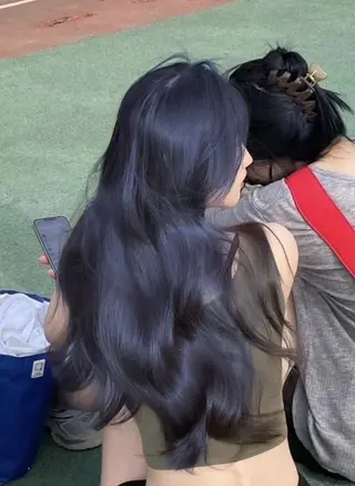 ロング カラー 🤍ྀི透ける寒色 Cocoa🤍ྀིのヘアスタイル