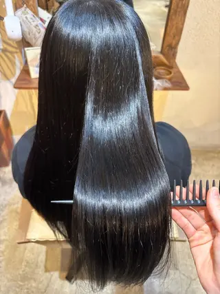 ロング 本田 乃愛のヘアスタイル