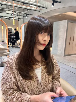 ロング ボブ／レイヤー／髪質 改善/縮毛矯正／銀座のヘアスタイル