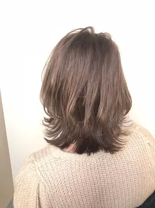 ミディアム カラー 伊奈 航平のヘアスタイル