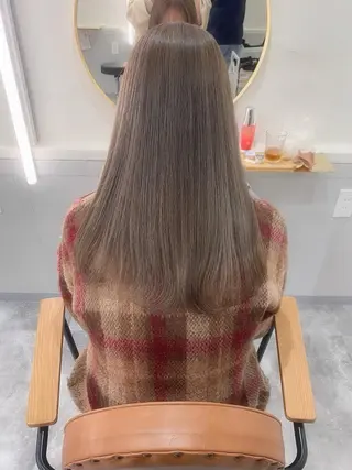 カラー 🌷柔らかクリーミー 🤍kirari🌷のヘアスタイル
