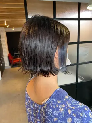 ショート カラー ヘアアレンジ 切りっぱなしボブ/ デザインカラー店長のヘアスタイル