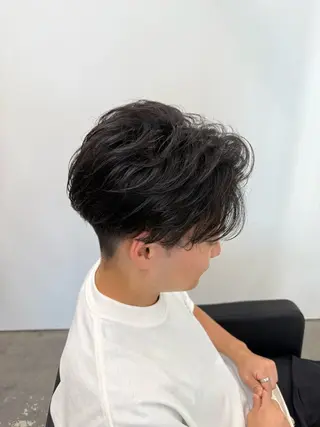 ショート パーマ メンズ 韓国ヘア 野々山 ゆうとのヘアスタイル