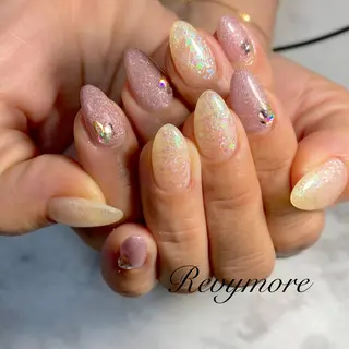 ネイル nail salon Revymore所属・nail salon Revymoreのネイルデザイン