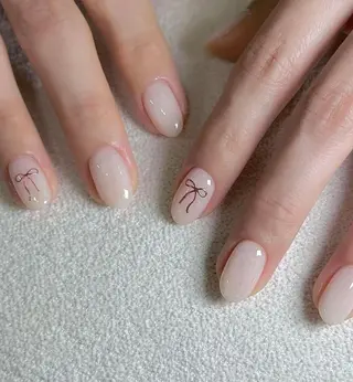 ネイル RAFFINE 月🦋🩵のネイルデザイン